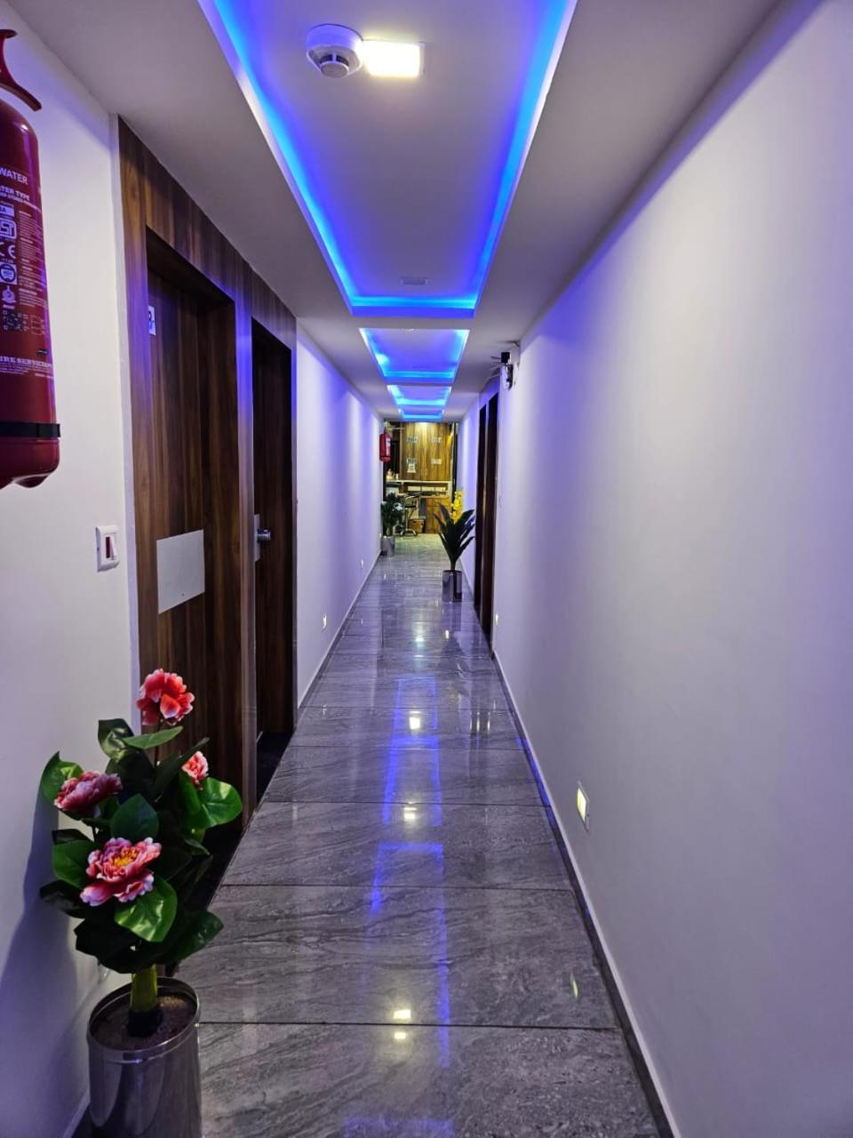 Hotel Ozone,Ahmedabad Exterior foto